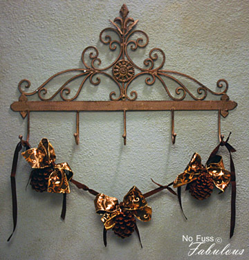 NFFpinecone garland3