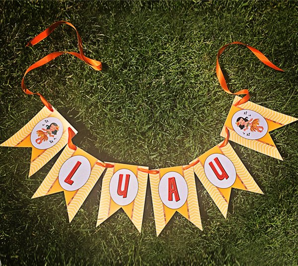 Aloha Luau Pennant Banner