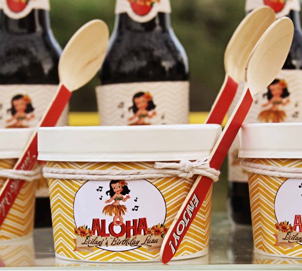 Aloha Girl Treat Cartons with Spoons