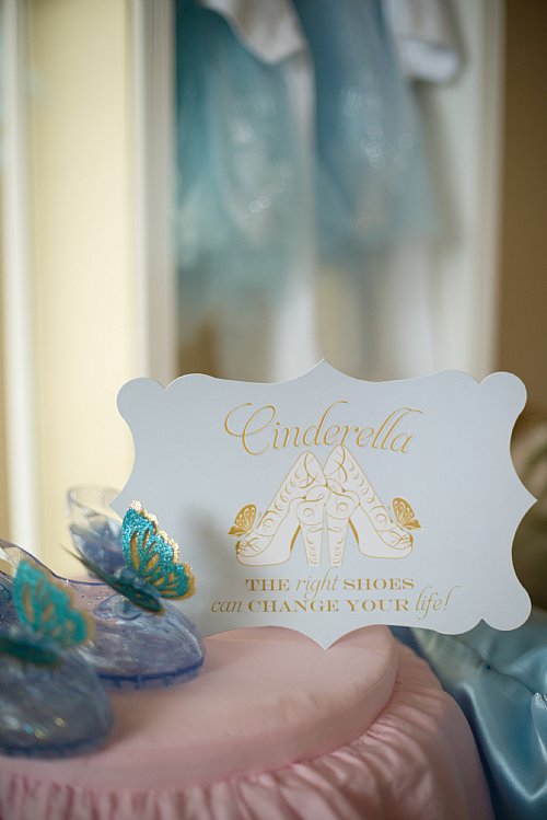 Cinderella Event Sign "Shoes"