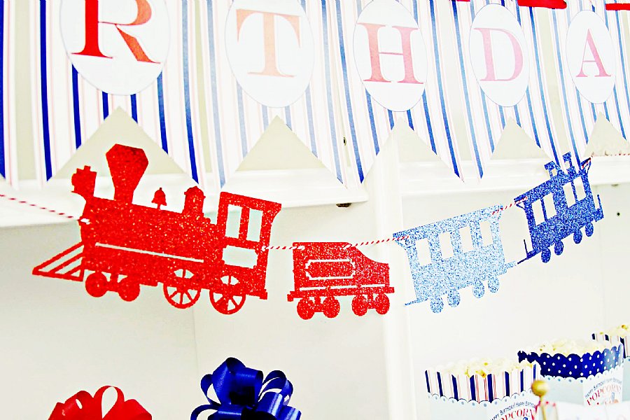 Glitter Train Garland