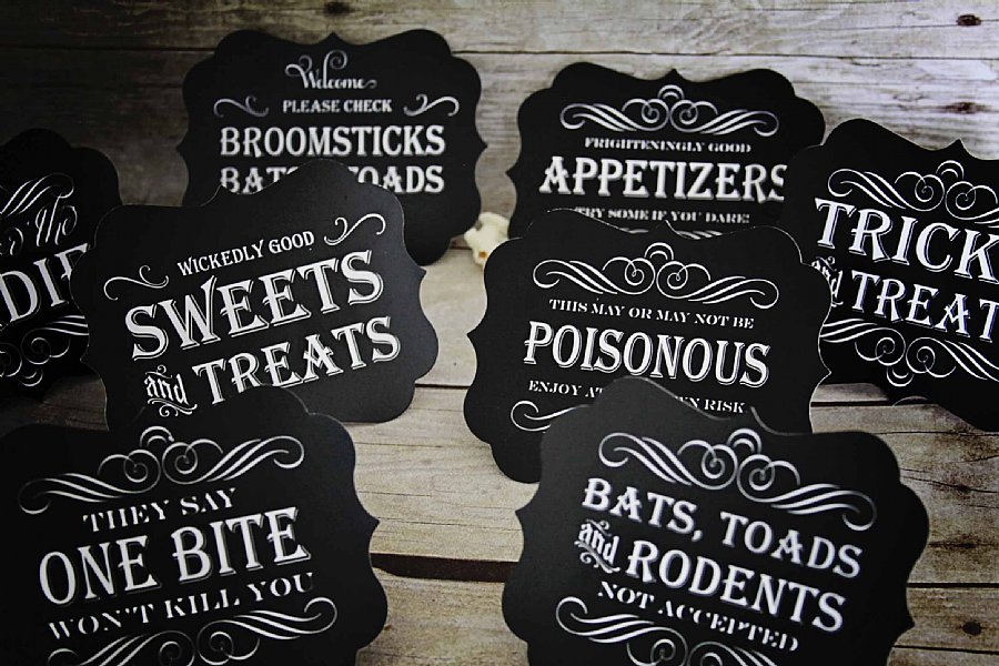 Something Wicked Buffet and Party Signs