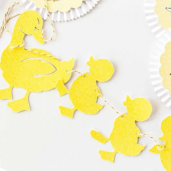 Glitter Duck Garland