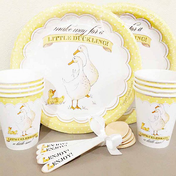 Duckling Paper 9" Dinner Plates