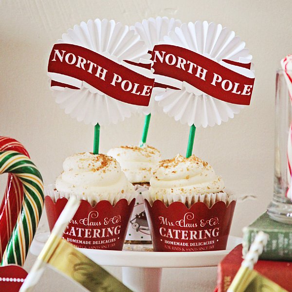 Santa's Workshop North Pole Cupcake Kit