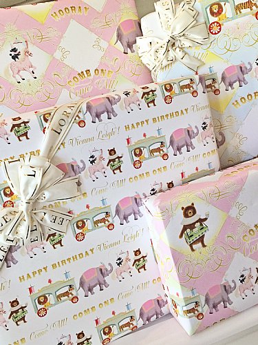 Circus Gift Wrap (White)