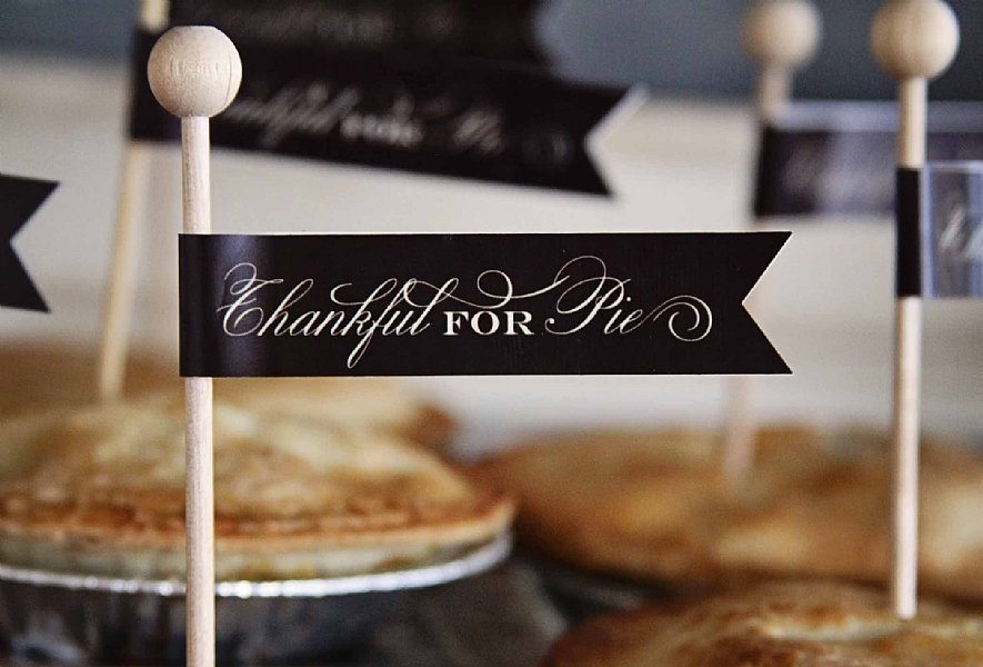 Traditional "Thankful for Pie" Party Sticks