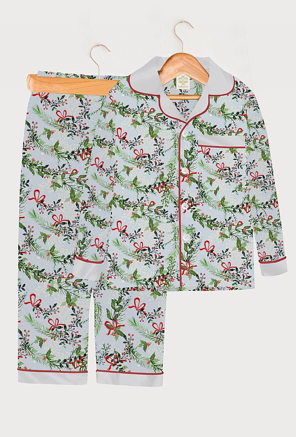 Satin PJ Set in Christmas Mistletoe