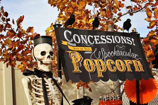 Frighteningly Fun Popcorn and Concessions Sign (Digital Download)