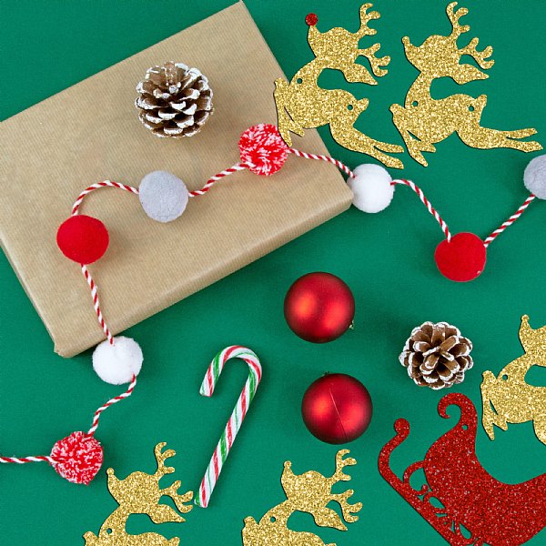 Glitter Reindeer Garland