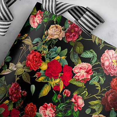 Rosebed Romance Black Gift Wrap